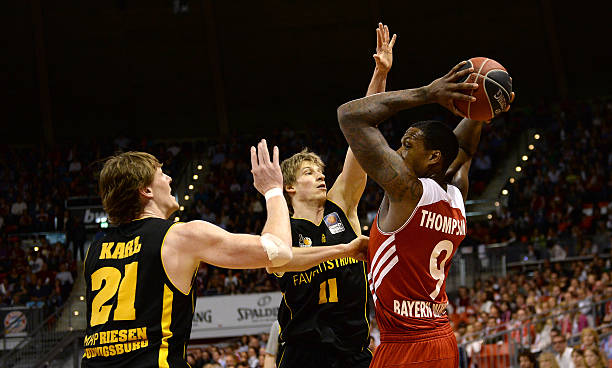 还为中国足 还为中国足