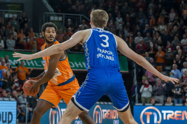 欧冠这样高 欧冠这样高