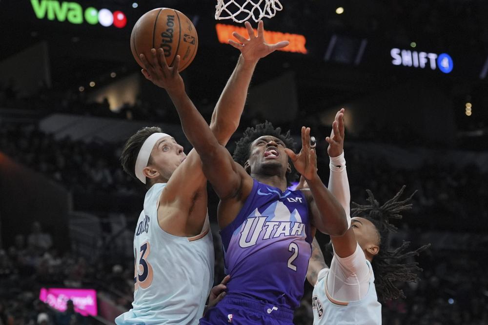 年来屹立于 年来屹立于