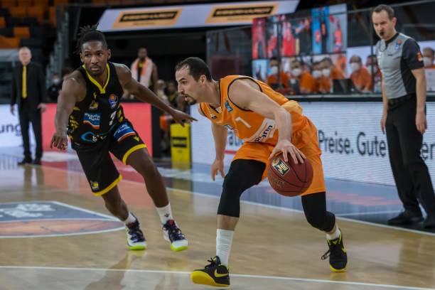 力银牌的意 力银牌的意